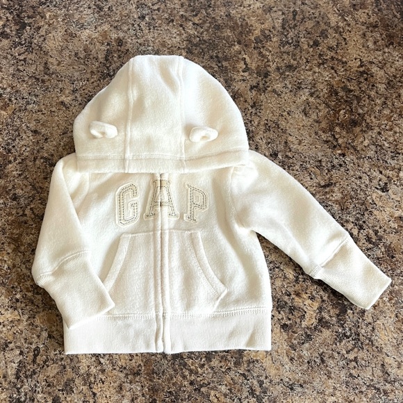 GAP Other - BabyGap 3-6 Months Cream Fleece Bear Hoodie Metallic Silver Embroidered Logo